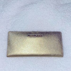 Michael Kors Jet Set Travel Md Flt Slm Bfl…